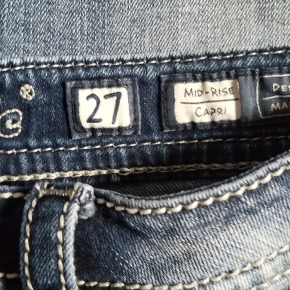 Miss Me mid rise capris - Picture 4 of 8